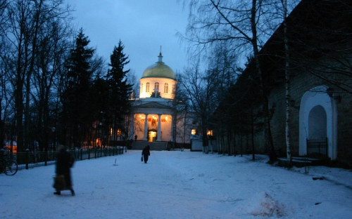 Храм Архангела Михаила.Псково -Печерский монастырь паломничество