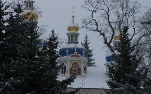 Главки Успенского собора. Псково-Печерский монастырь паломничество