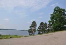 Бородаевское озеро рядом с монастырем